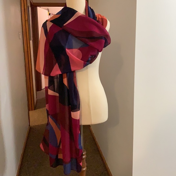 NEW LONG SCARF - Picture 3 of 4